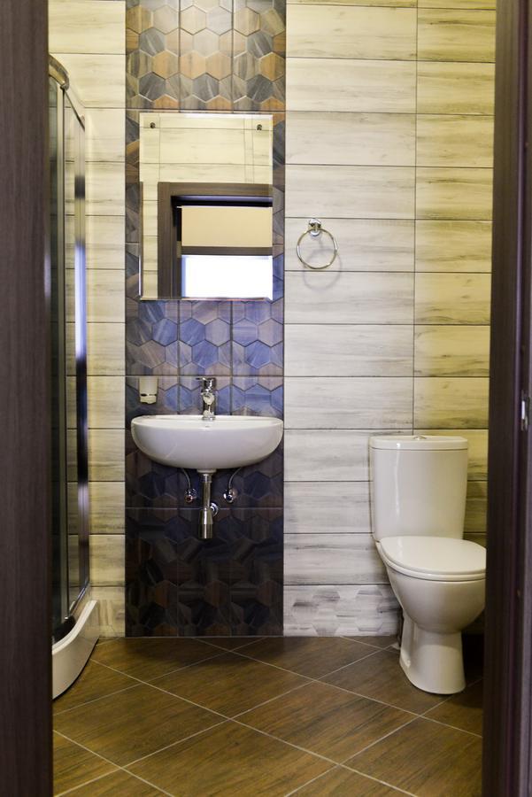 Grad Hotel Ashmyany エクステリア 写真